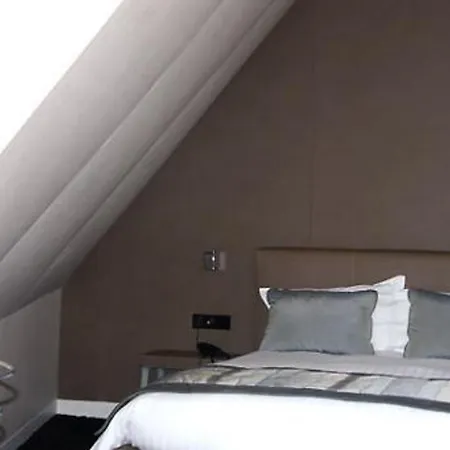 ドゥ ノートル ダム ホテル