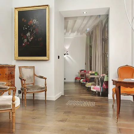 ドゥ ノートル ダム ホテル パリ