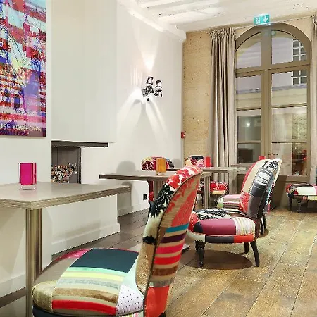 Hotel De Notre-dame 3*