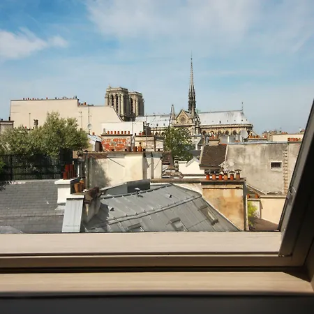 De Notre-dame 3* Paryż