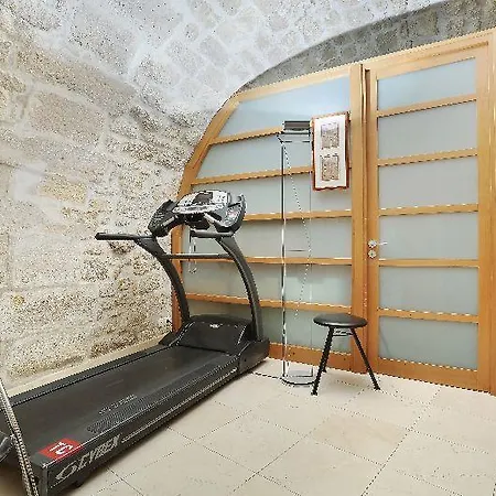 De Notre-dame 3* Paryż