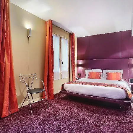 De Notre-dame 3* Paryż