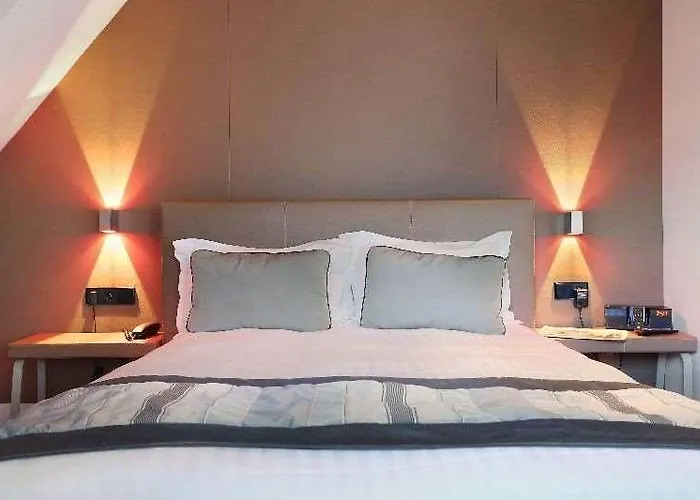 De Notre-dame Hotel 3*