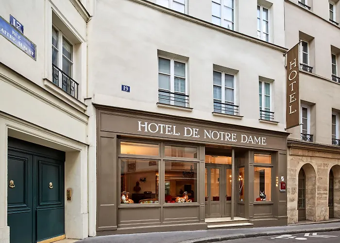 De Notre-dame Hotel 3*