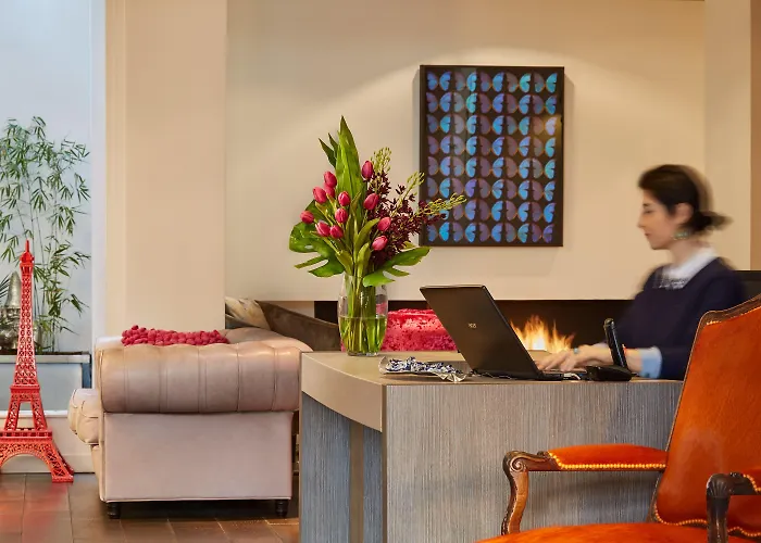 Hotel De Notre-dame Paris