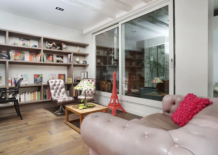 De Notre-dame Hotel 3*