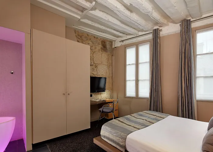 De Notre-dame 3* Paris