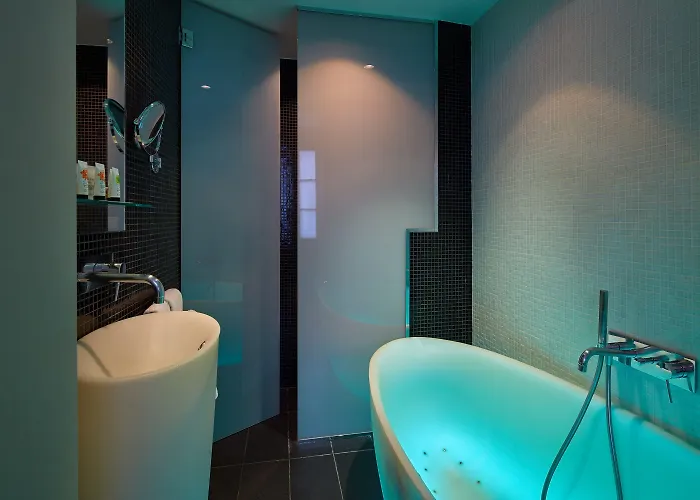 De Notre-dame Hotel 3*