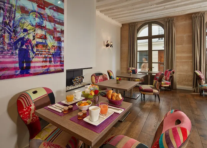 Hotel De Notre-dame Paris