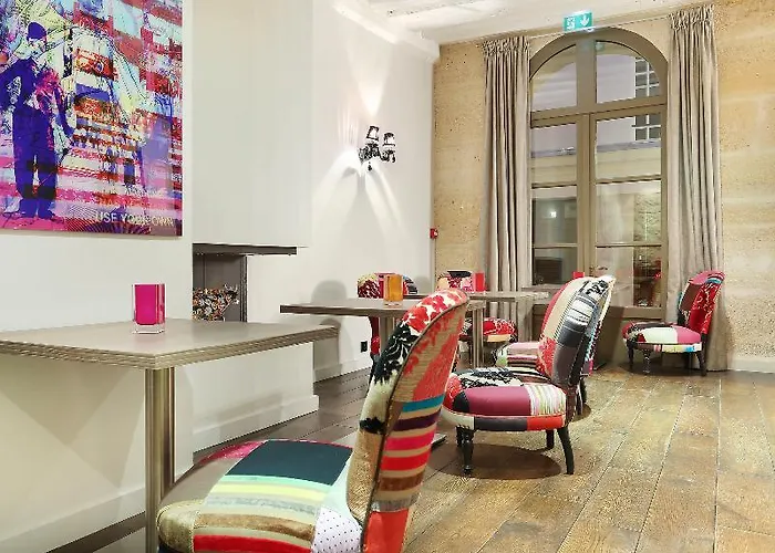 Hotel De Notre-dame 3*