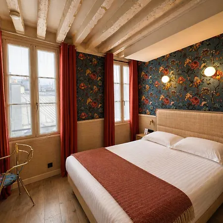 De Notre-dame Szálloda 3*