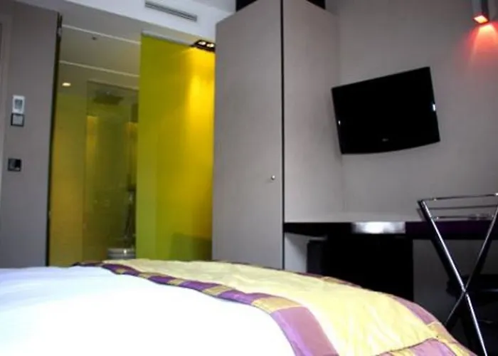 De Notre-dame 3* Париж